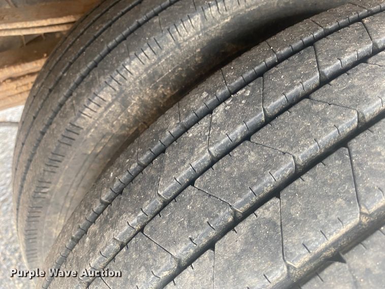 image for item DK8008 2001 Dodge Ram 3500  well pump hoist truck