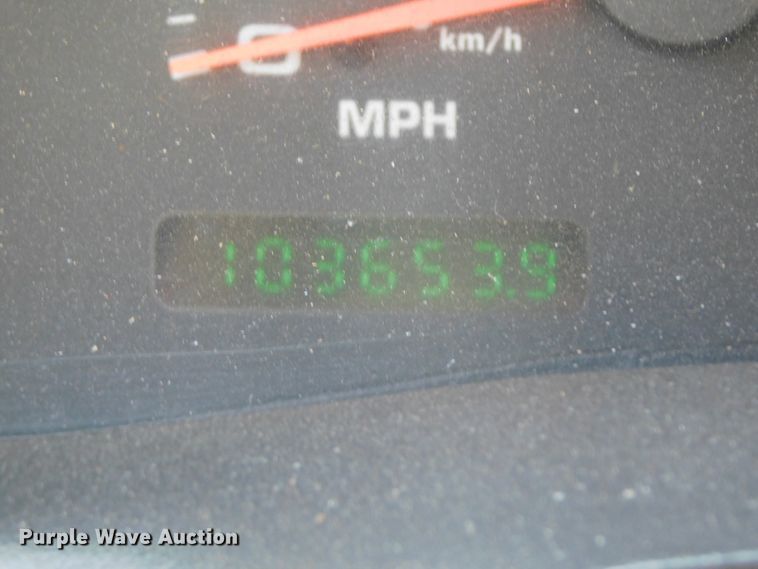 image for item DK8627 2003 Ford F450 Super Duty XL  box truck