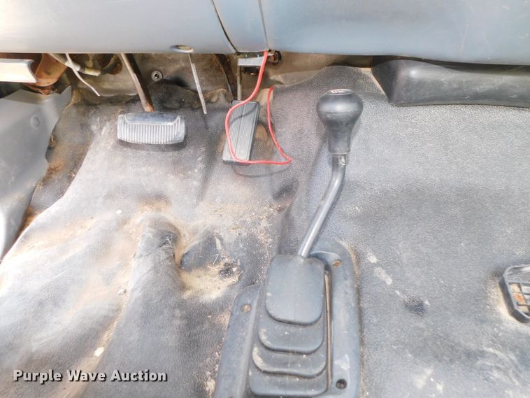 image for item DK8627 2003 Ford F450 Super Duty XL  box truck