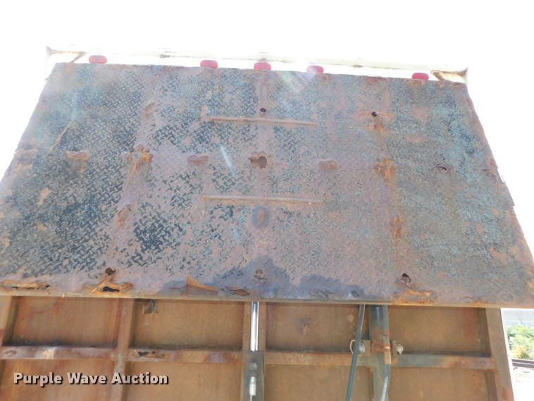 image for item DK8627 2003 Ford F450 Super Duty XL  box truck