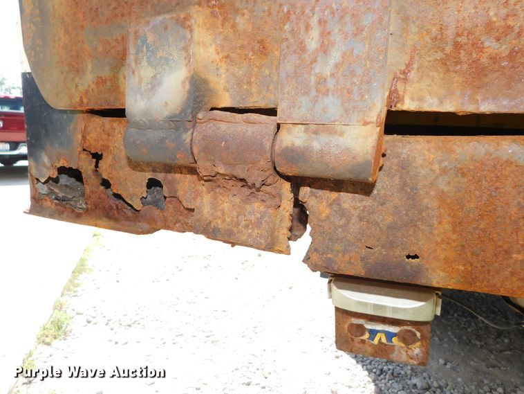 image for item DK8627 2003 Ford F450 Super Duty XL  box truck