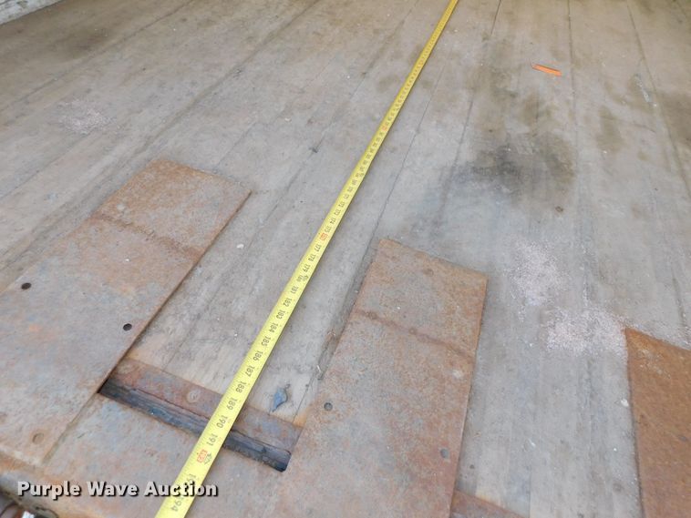 image for item DK8627 2003 Ford F450 Super Duty XL  box truck