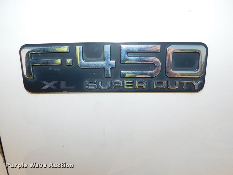 image for item DK8627 2003 Ford F450 Super Duty XL  box truck