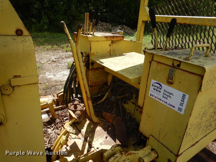 image for item DL0499 Allis-Chalmers  dozer