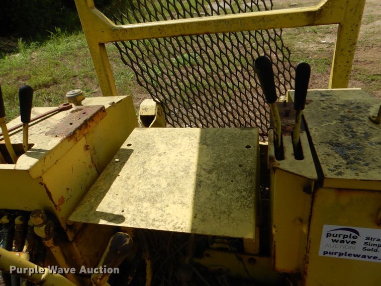 image for item DL0499 Allis-Chalmers  dozer