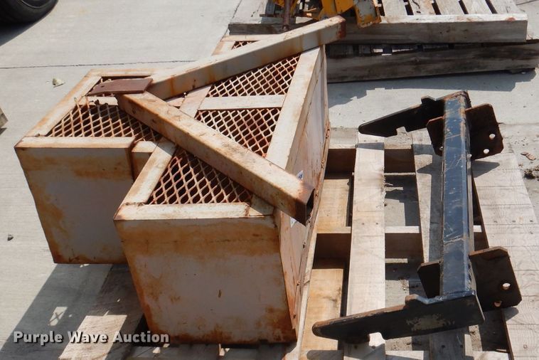 image for item DL3374 Truck attachments