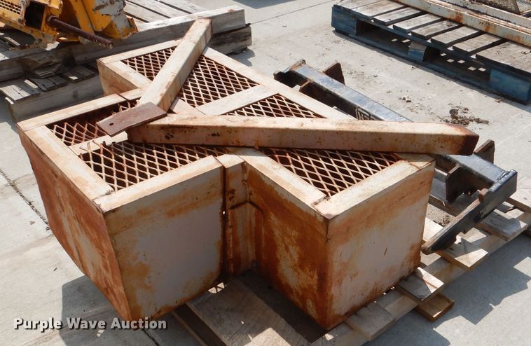 image for item DL3374 Truck attachments