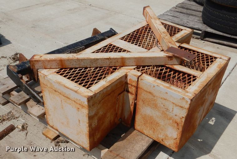 image for item DL3374 Truck attachments