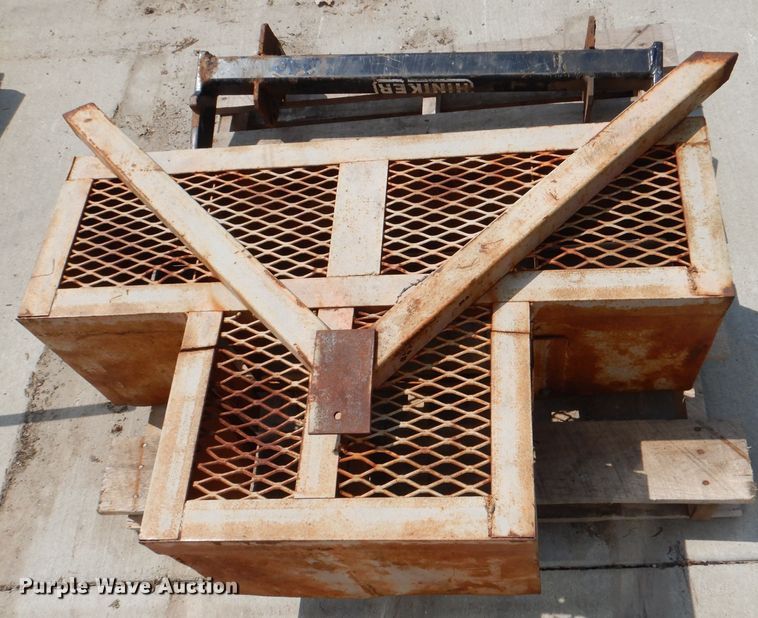 image for item DL3374 Truck attachments