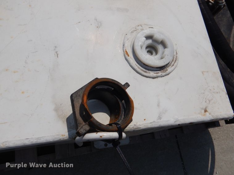 image for item DL3375 (2) tanks