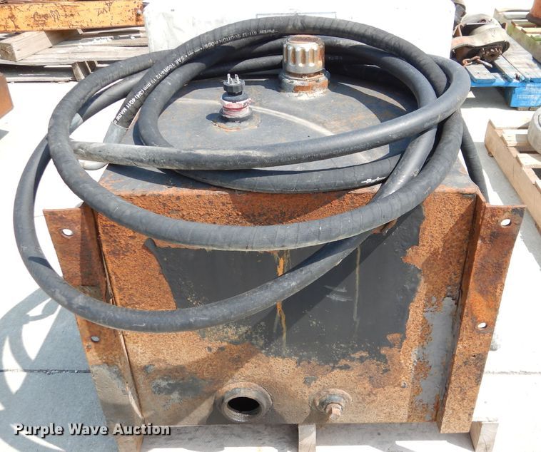 image for item DL3375 (2) tanks