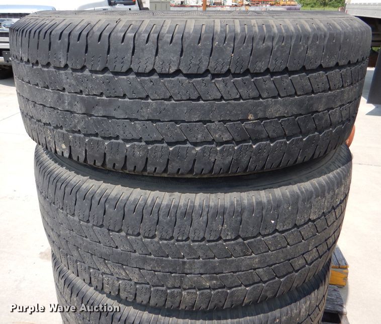 image for item DL3381 Tires and wheels