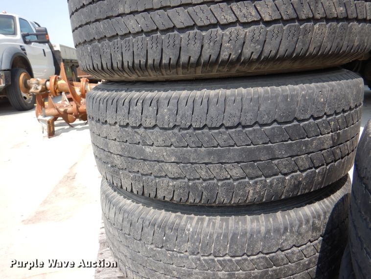 image for item DL3381 Tires and wheels