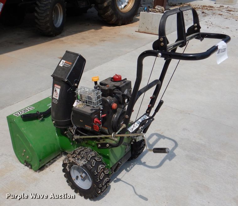 image for item DL3391 Frontier ST0524  snow blower