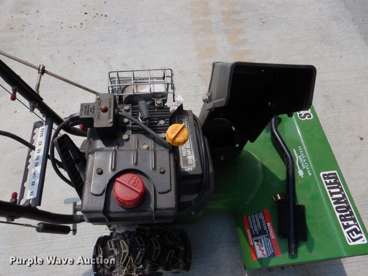 image for item DL3391 Frontier ST0524  snow blower