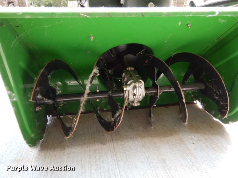 image for item DL3391 Frontier ST0524  snow blower