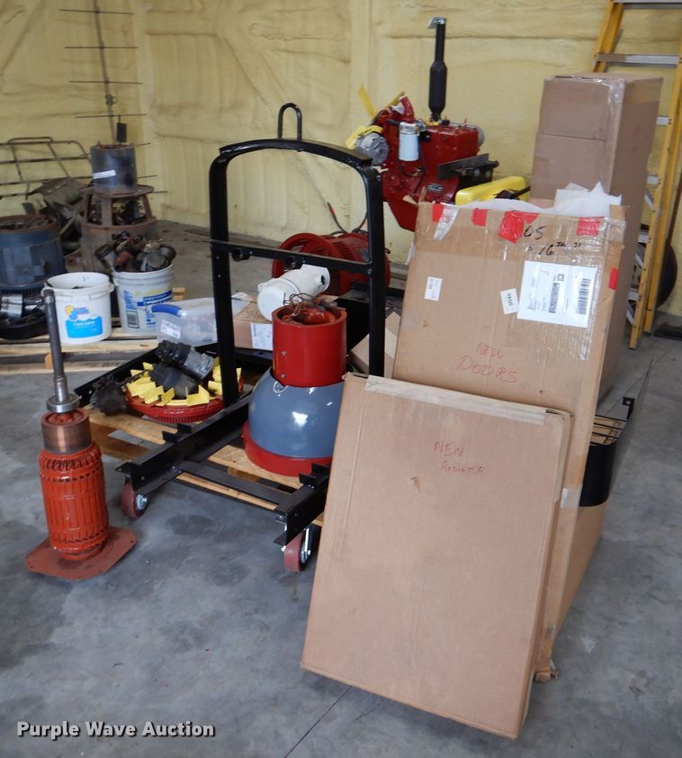 image for item DL3392 Lincoln Shorthood  welder