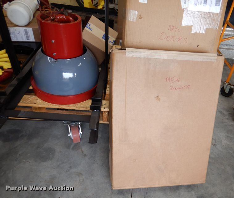 image for item DL3392 Lincoln Shorthood  welder