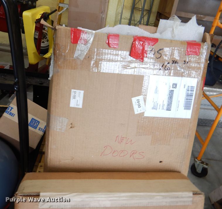 image for item DL3392 Lincoln Shorthood  welder