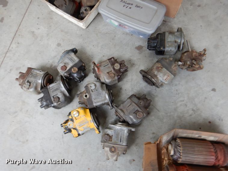 image for item DL3395 Welder and engine parts