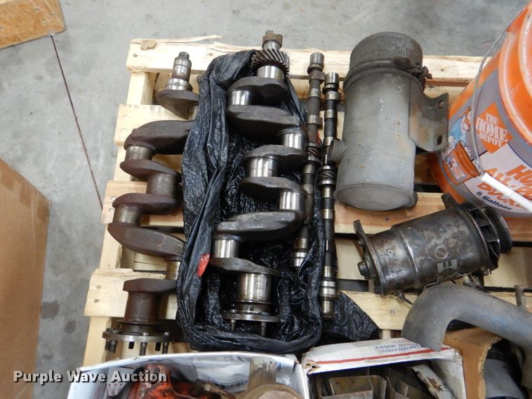 image for item DL3395 Welder and engine parts