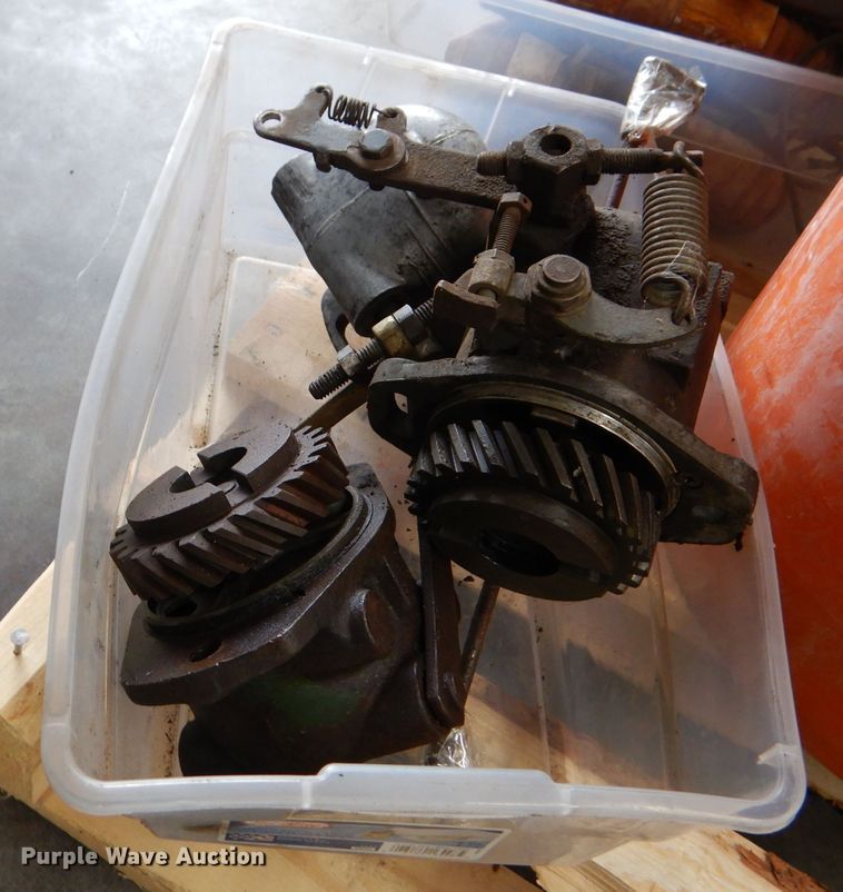 image for item DL3395 Welder and engine parts