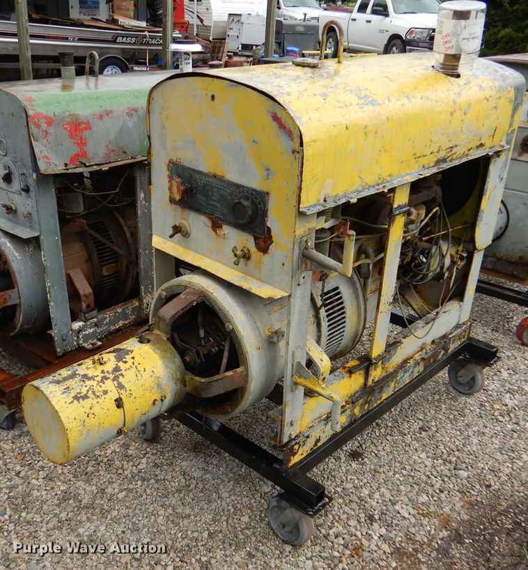 image for item DL3397 (2) Lincoln SA200 Shorthood welders