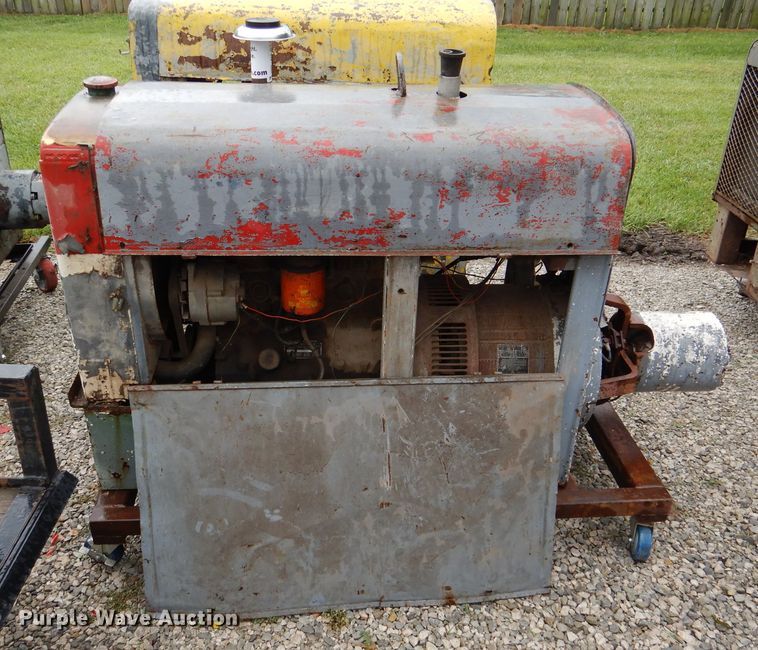 image for item DL3397 (2) Lincoln SA200 Shorthood welders