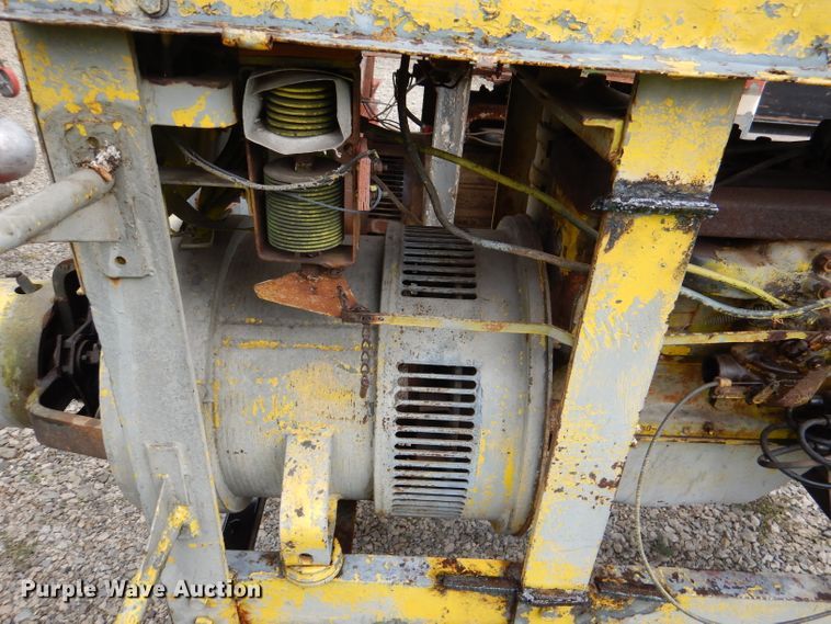 image for item DL3397 (2) Lincoln SA200 Shorthood welders