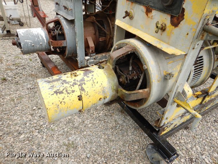 image for item DL3397 (2) Lincoln SA200 Shorthood welders