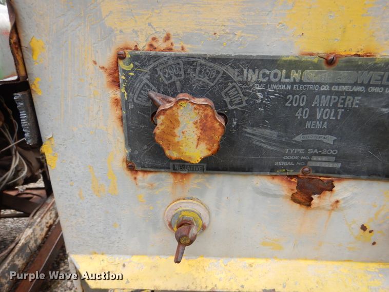 image for item DL3397 (2) Lincoln SA200 Shorthood welders