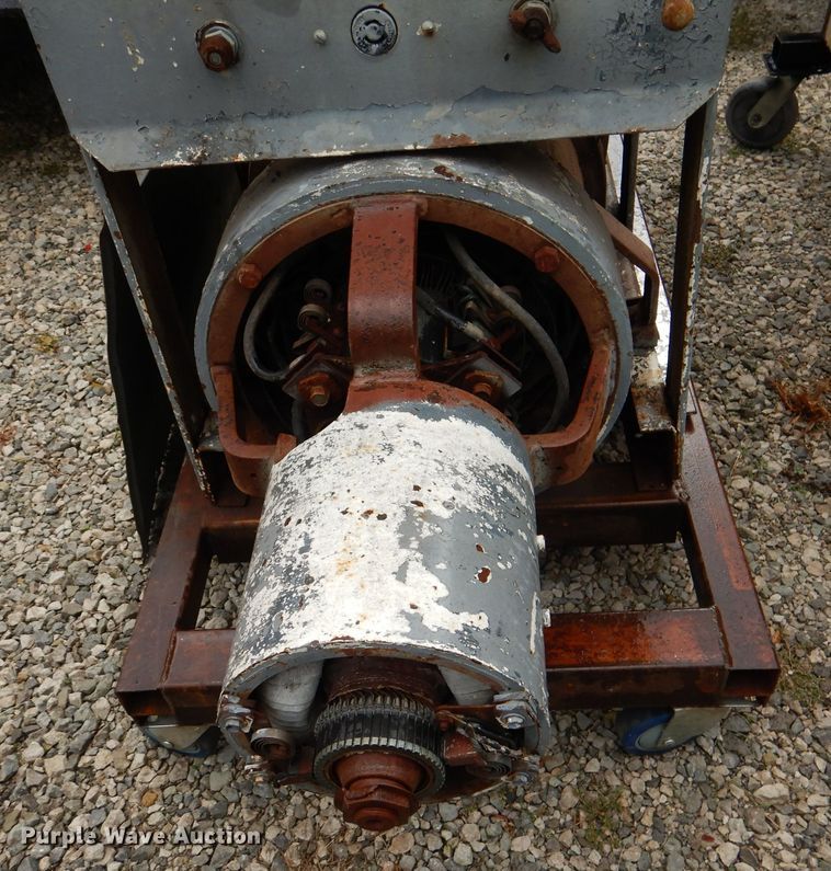 image for item DL3397 (2) Lincoln SA200 Shorthood welders