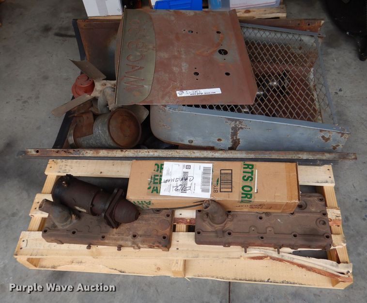 image for item DL3397 (2) Lincoln SA200 Shorthood welders