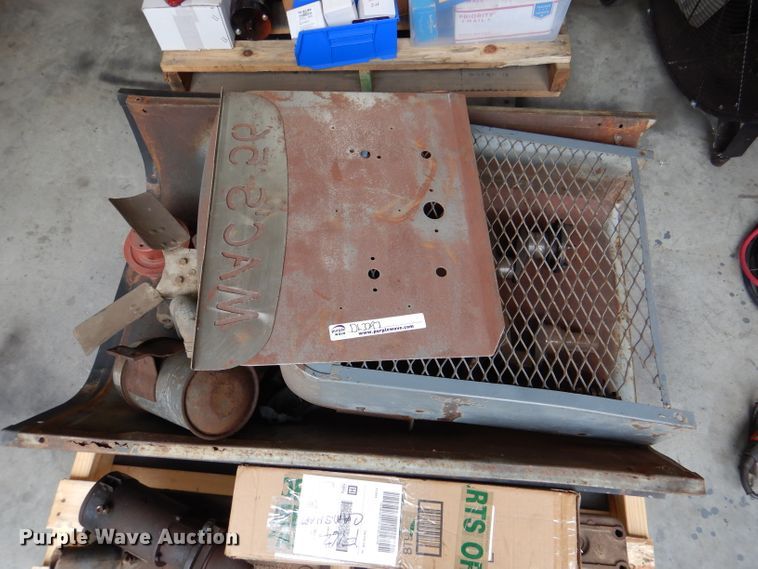 image for item DL3397 (2) Lincoln SA200 Shorthood welders