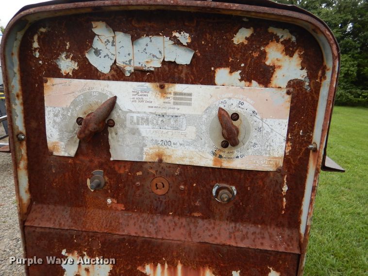 image for item DL3398 Lincoln SA-200 Redface  welder