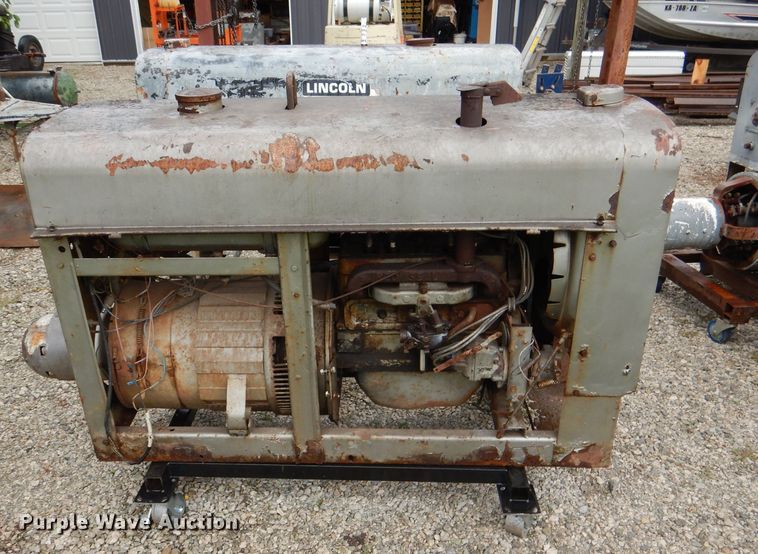 image for item DL3401 Lincoln SA200  welder