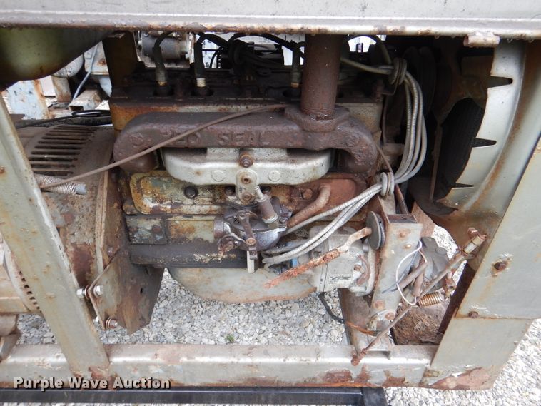 image for item DL3401 Lincoln SA200  welder