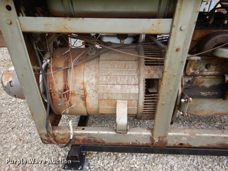 image for item DL3401 Lincoln SA200  welder