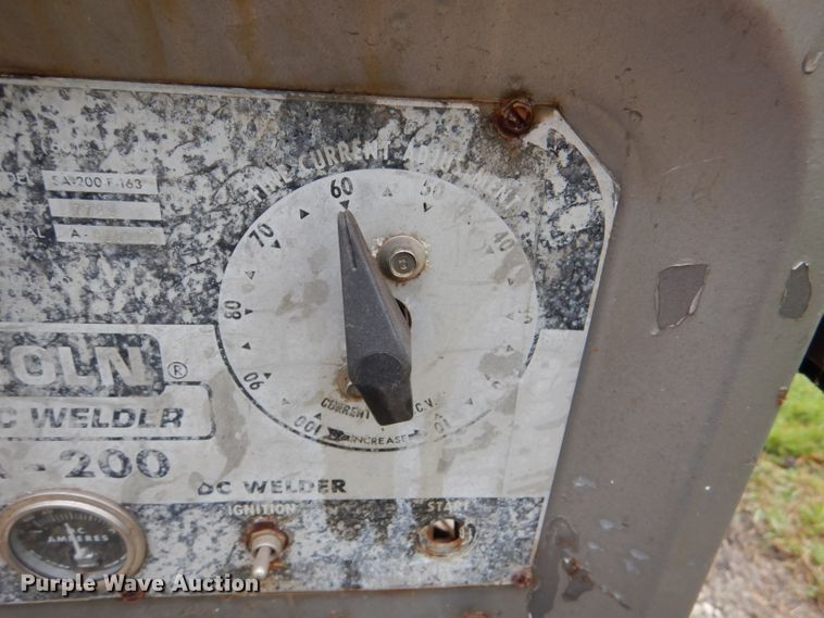 image for item DL3401 Lincoln SA200  welder