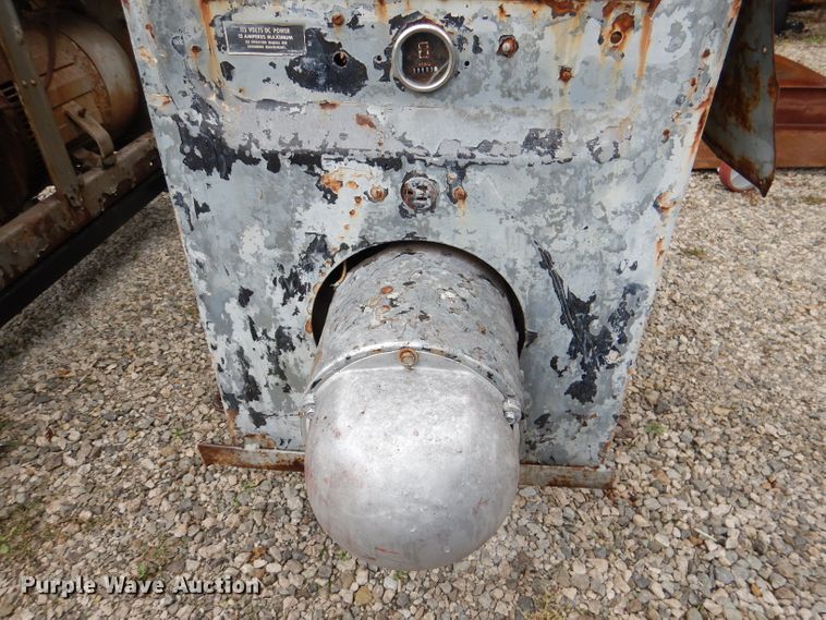 image for item DL3401 Lincoln SA200  welder