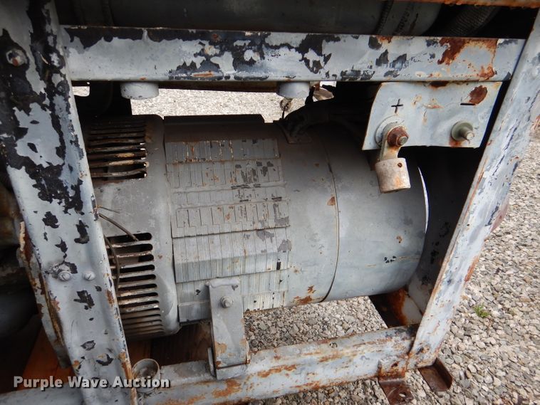 image for item DL3401 Lincoln SA200  welder