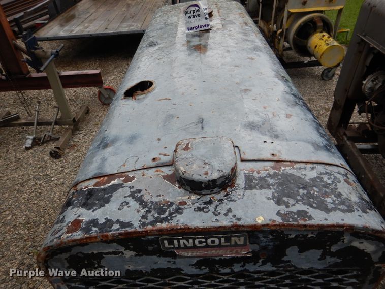 image for item DL3401 Lincoln SA200  welder