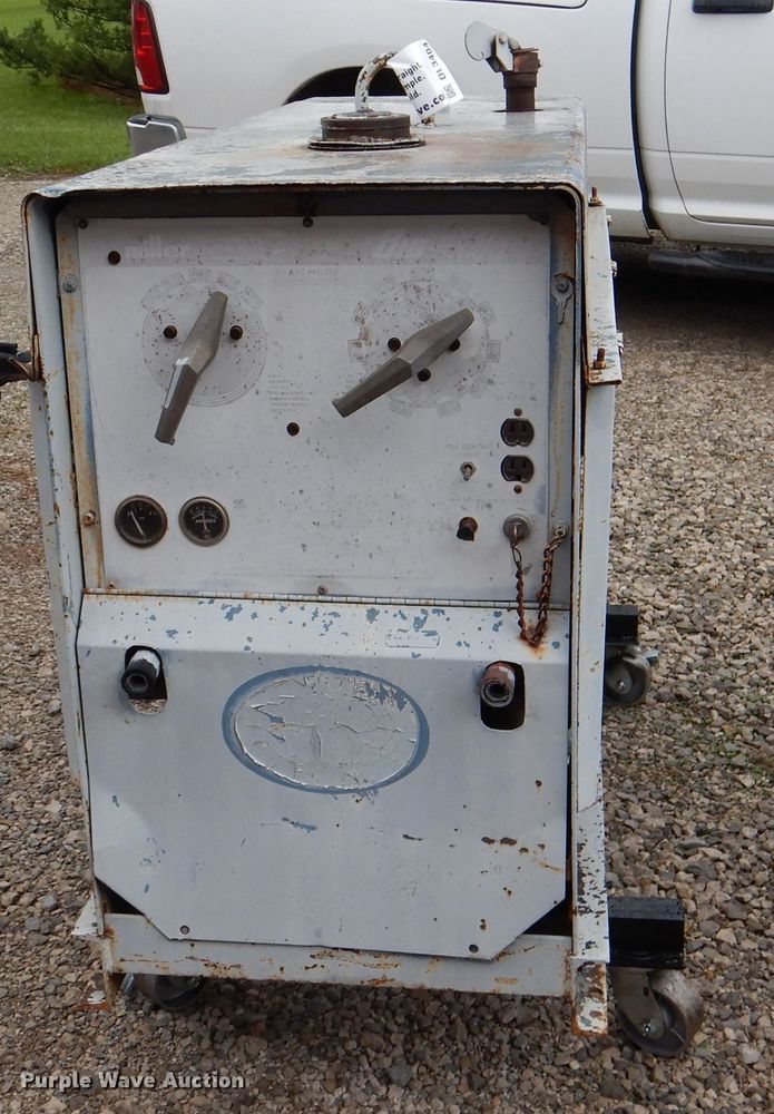 image for item DL3404 Miller BIG40G  welder