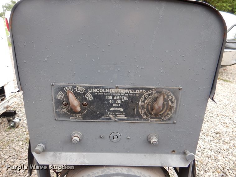 image for item DL3405 Lincoln SA200 Shorthood  welder