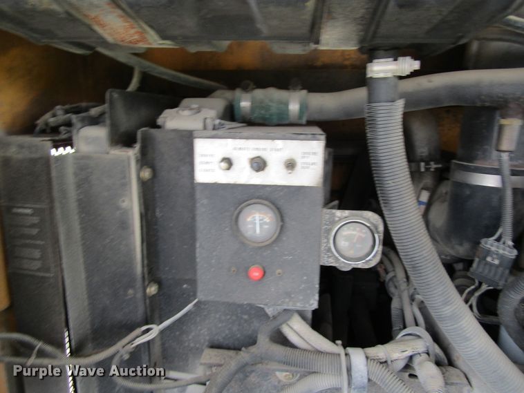 image for item EV9268 1998 Blue Bird All American  school bus