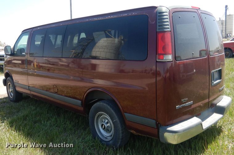 image for item FI9052 1999 Chevrolet Express 3500  van