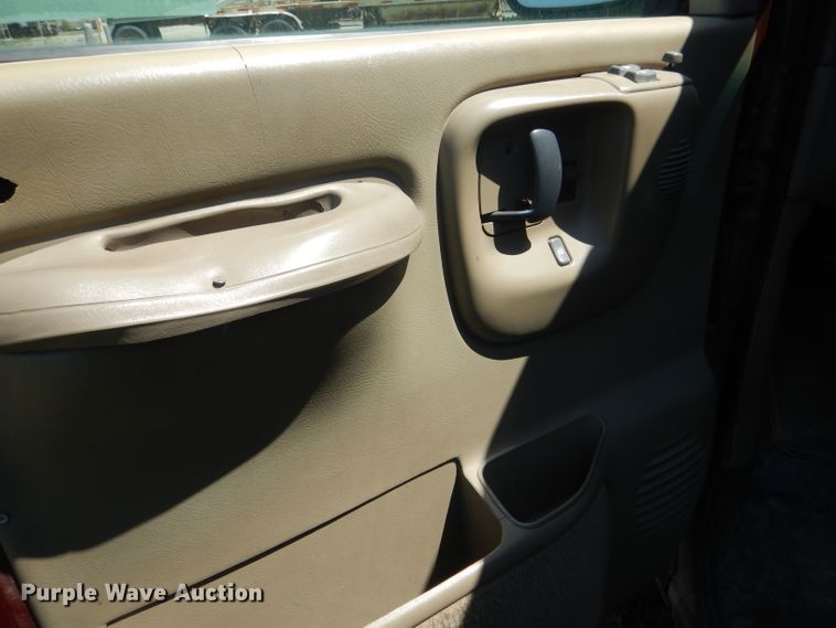 image for item FI9052 1999 Chevrolet Express 3500  van