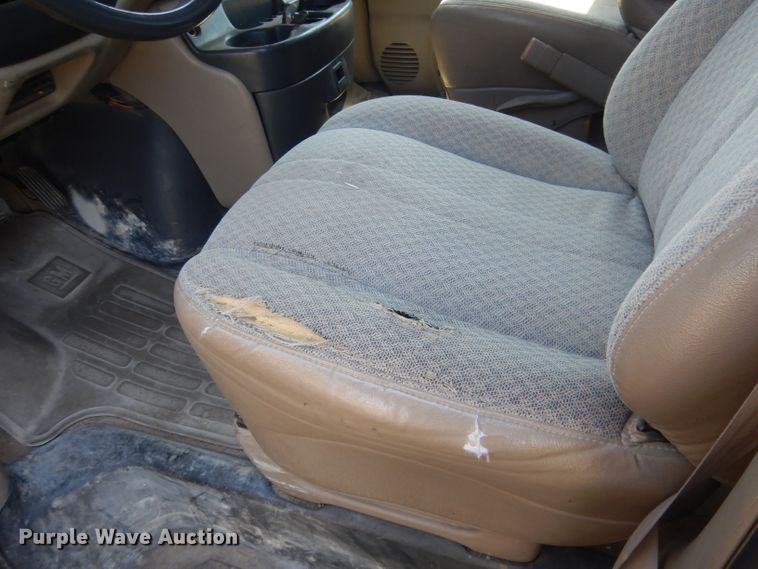 image for item FI9052 1999 Chevrolet Express 3500  van