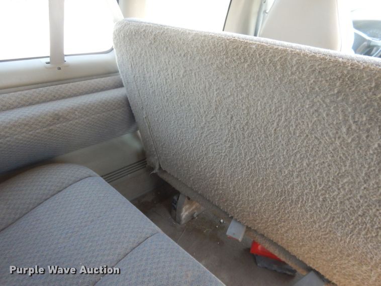 image for item FI9052 1999 Chevrolet Express 3500  van