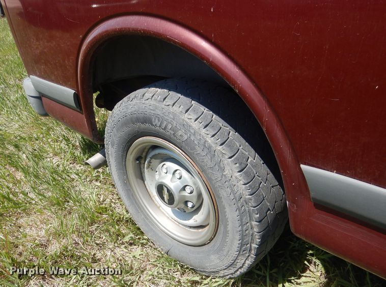 image for item FI9052 1999 Chevrolet Express 3500  van